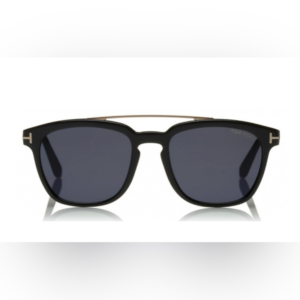 Tom Ford Holt (TF516-1A ) sunglasses in black.